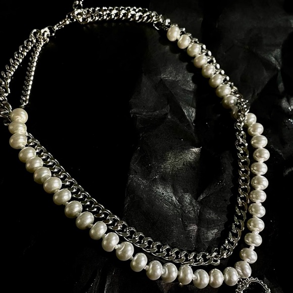 Pearl ,Chain Style Necklace - Picture 2 of 2